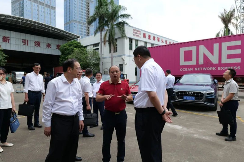 The Mayor of Foshan City, Bai Tao, Visited Yuteng Medical and Spoke Highly of It