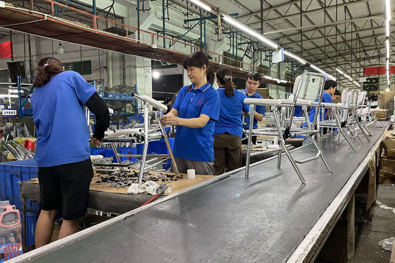 Yuteng wheelchair workshop photo 3