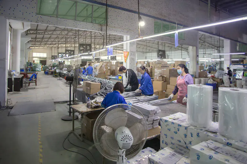 Yuteng wheelchair workshop photo 16